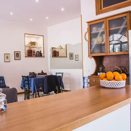 Le Terrazze A Mergellina Bed & Breakfast 2*
